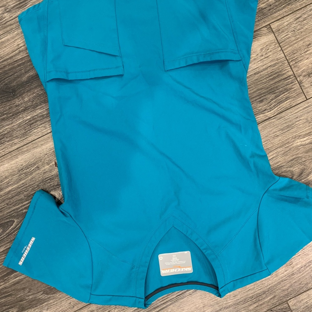 Random scrubs XS